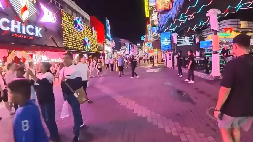 한국인 관광객이 사라져버린 태국 파타야의 충격적인 현재 근황.mp4_20260813_111038.811.jpg