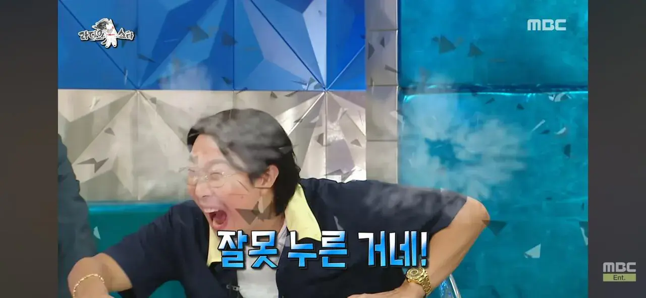 Screenshot_20260820_102355_YouTube.jpg 인지도는 쩌는데 인기가 없는 연예인