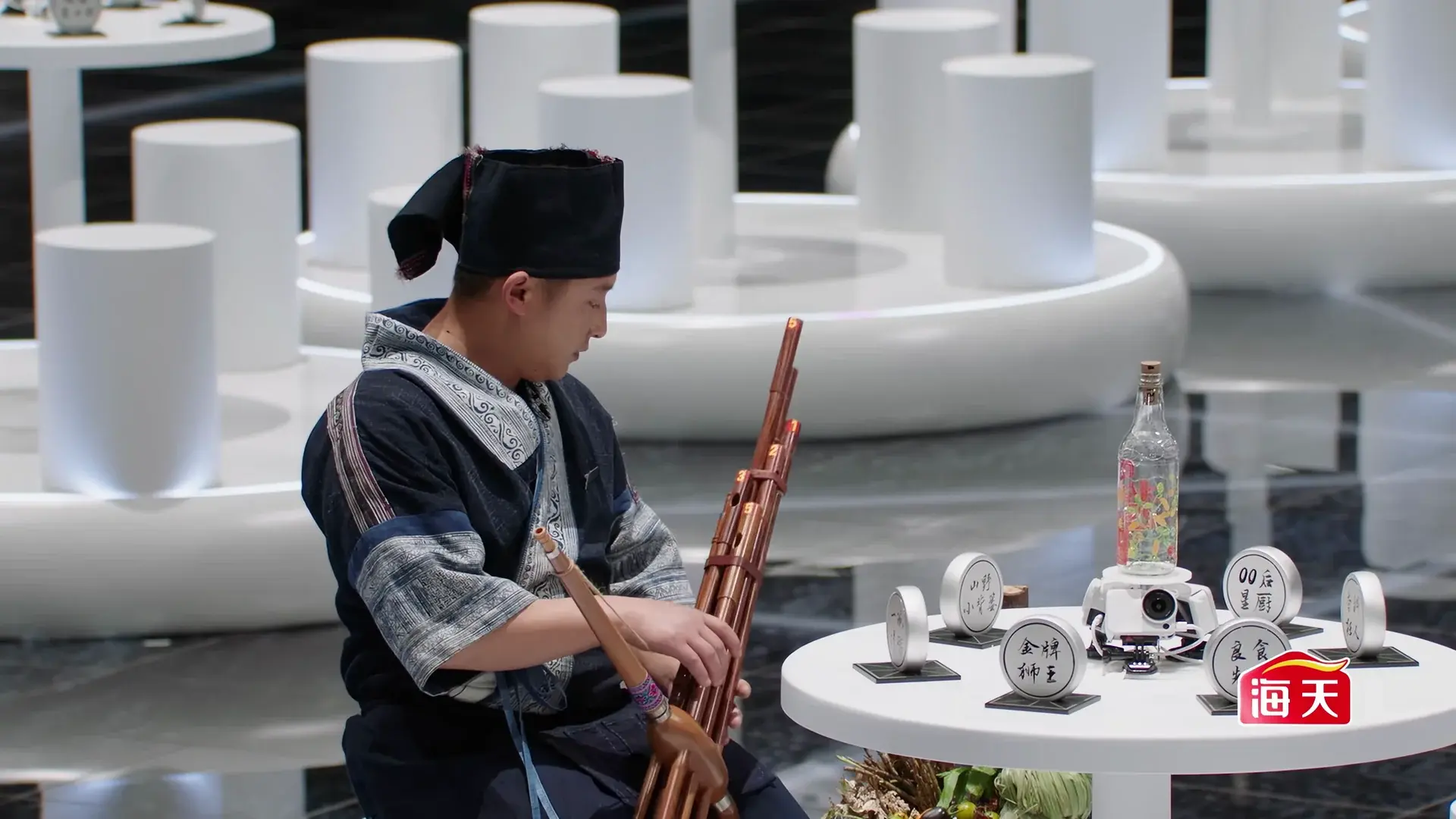 一饭封神.Chef.Of.China.S02E01.2025.2160p.WEB-DL.H.265.AAC2.0-HHWEB.mp4_20260821_015112.395.webp