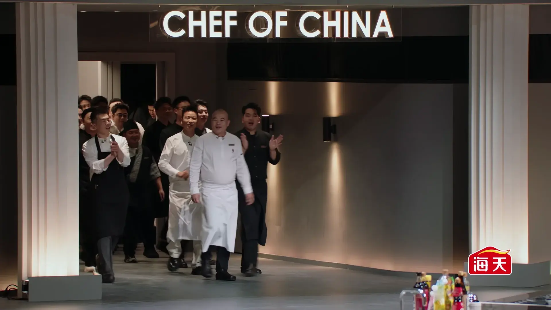 一饭封神.Chef.Of.China.S02E01.2025.2160p.WEB-DL.H.265.AAC2.0-HHWEB.mp4_20260821_015847.484.webp