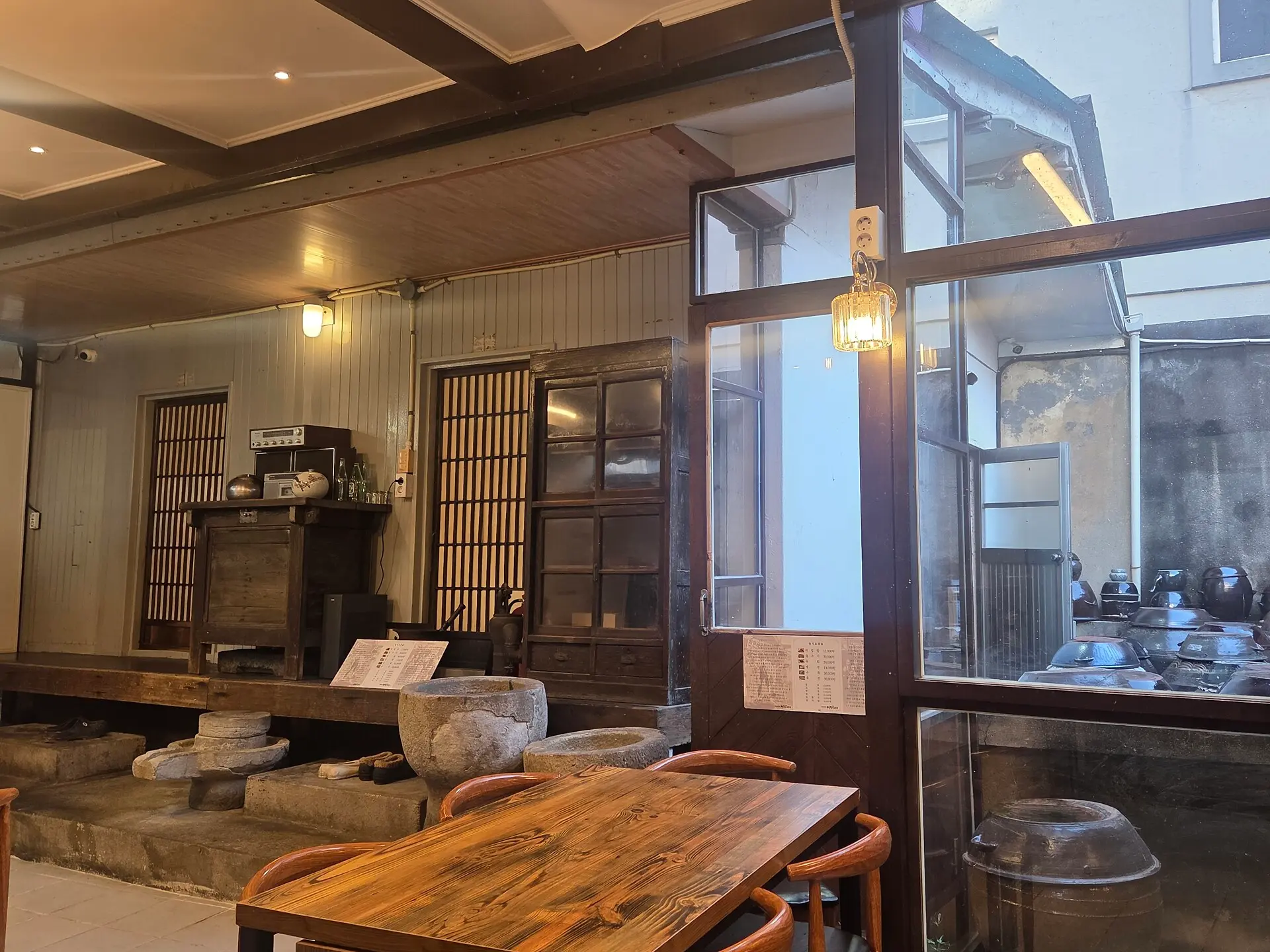 진주 육회비빔밥 전문 천황식당