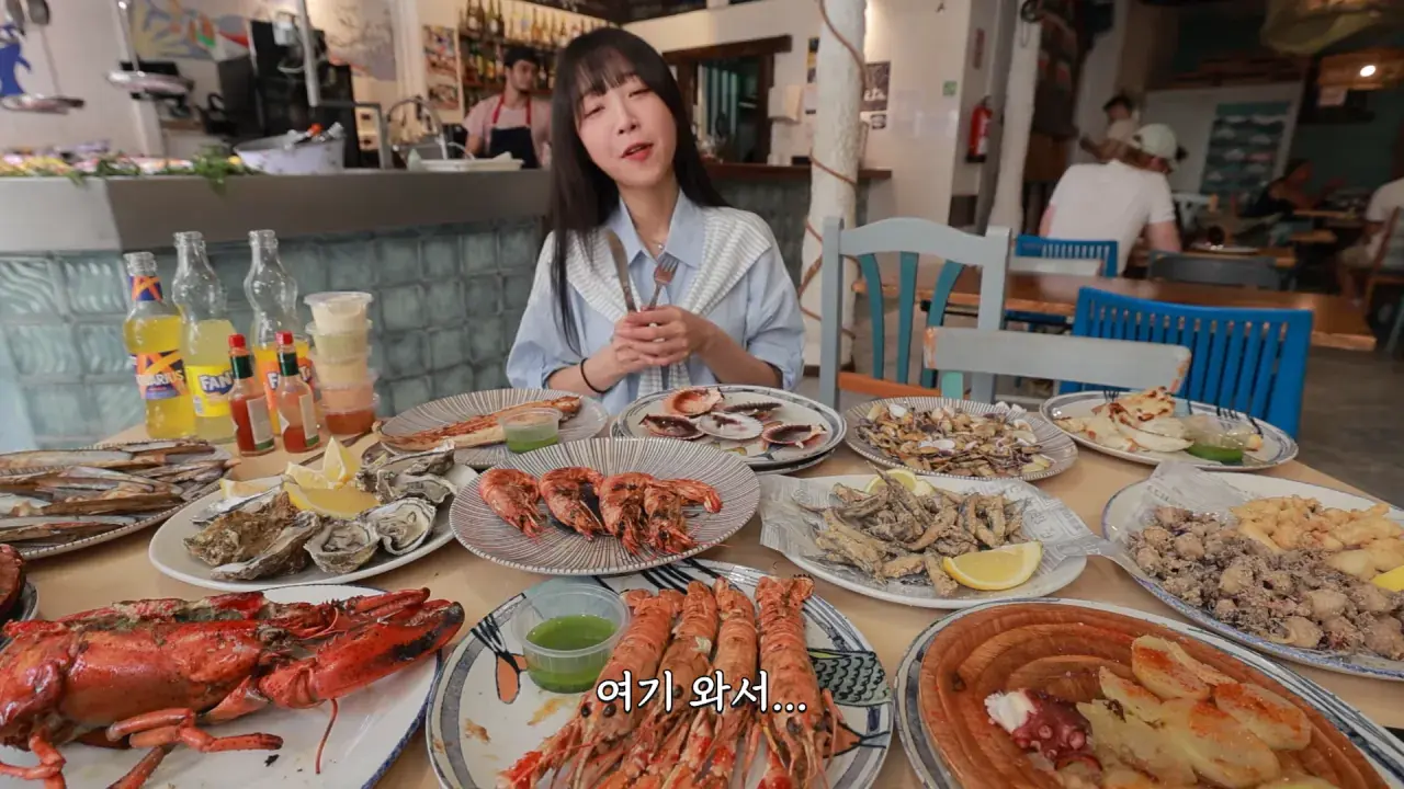스페인6탄) 해산물 5.5kg 시켰더니 배 터질수도 있대요😂 스페인 해산물 다 털었습니다🔥 6-33 screenshot.png 스페인에서 해산물 5.5kg 먹방한 쯔양 근황 ㄷㄷㄷ