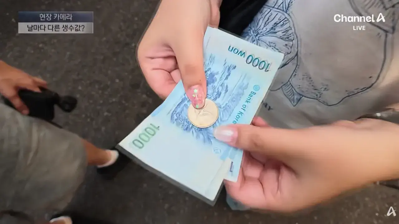 누군 1500원, 누군 1000원…광장시장 물 바가지 (2).png 바가지 여전하고 위생 개판인 광장시장