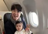 "이코노미 아기도 힘들어"…박수홍, 괌 비행기 탑승 번복 사과에도 '특혜' 논란