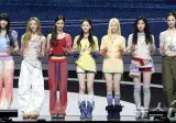 하이브 새 걸그룹, 신세계 백화점 대형전광판 광고
