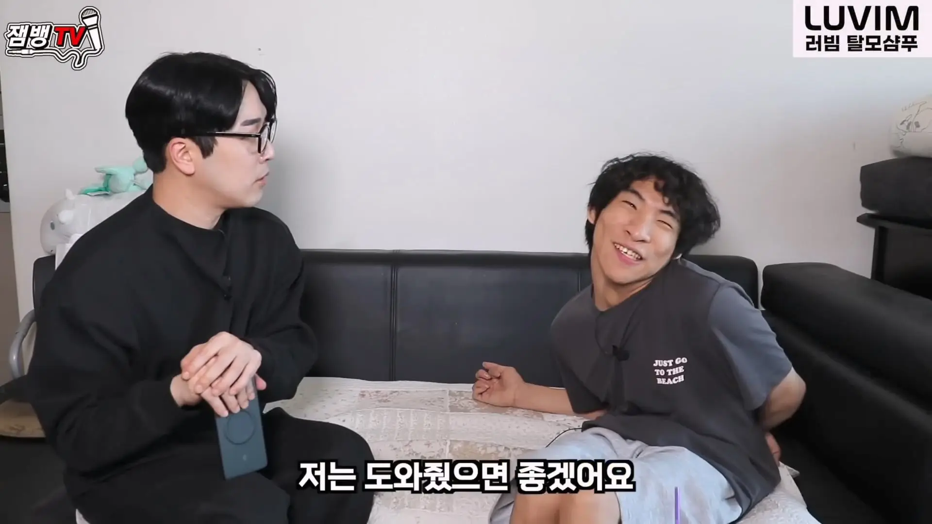 보고도 믿기 힘든 뇌성마비 장애인의 진짜 현실 만능발.mp4_20260829_135508.949.jpg
