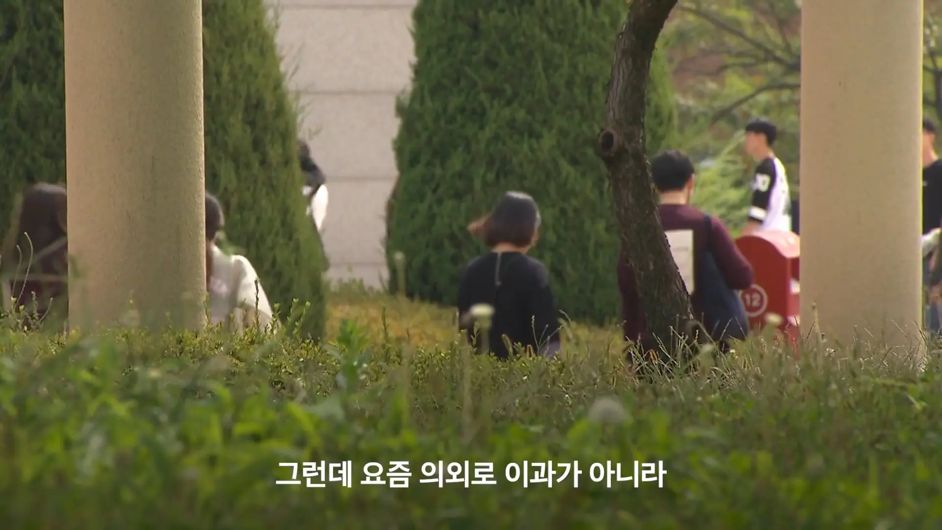 AI 시대 철학과가 유독 주목받는 이유｜크랩(2).jpg