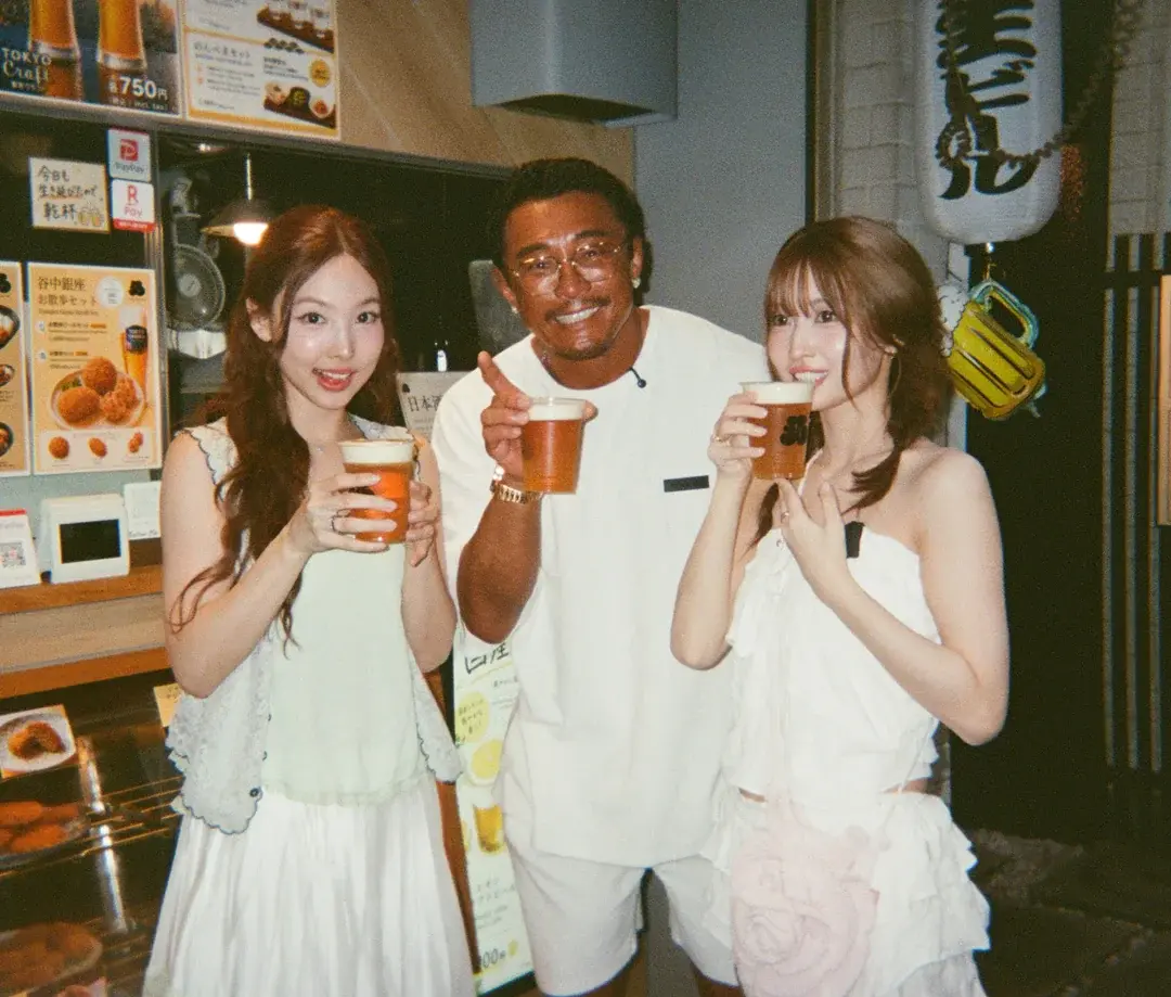 001.webp