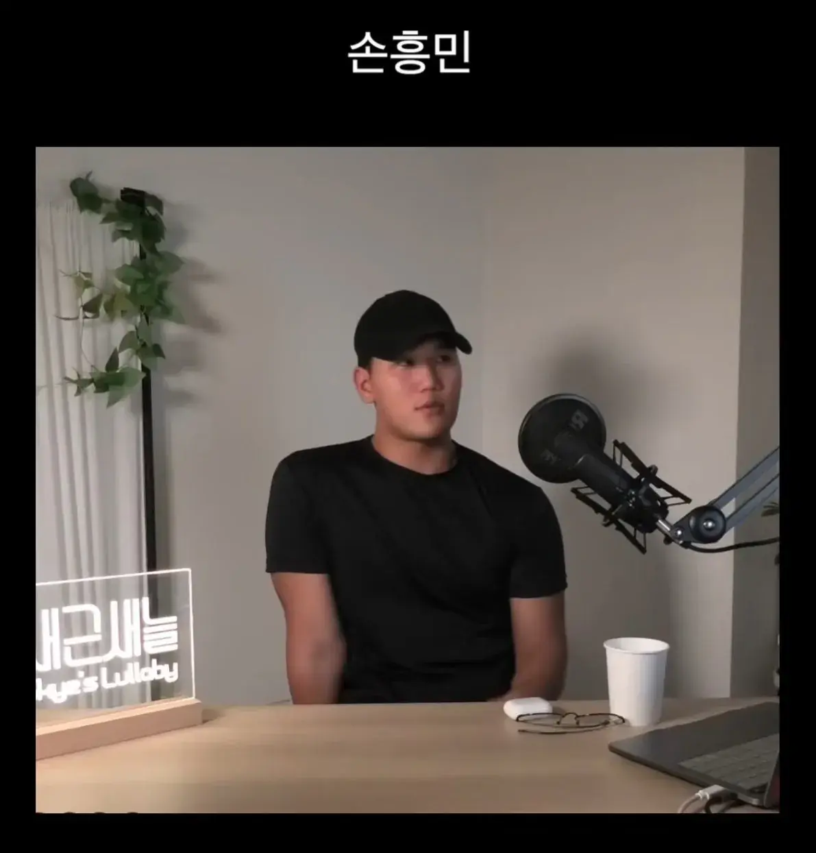 5364.jpg 의외로 인종차별인거