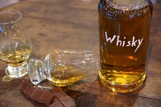 elzer2016-whiskey-1547535_640.jpg