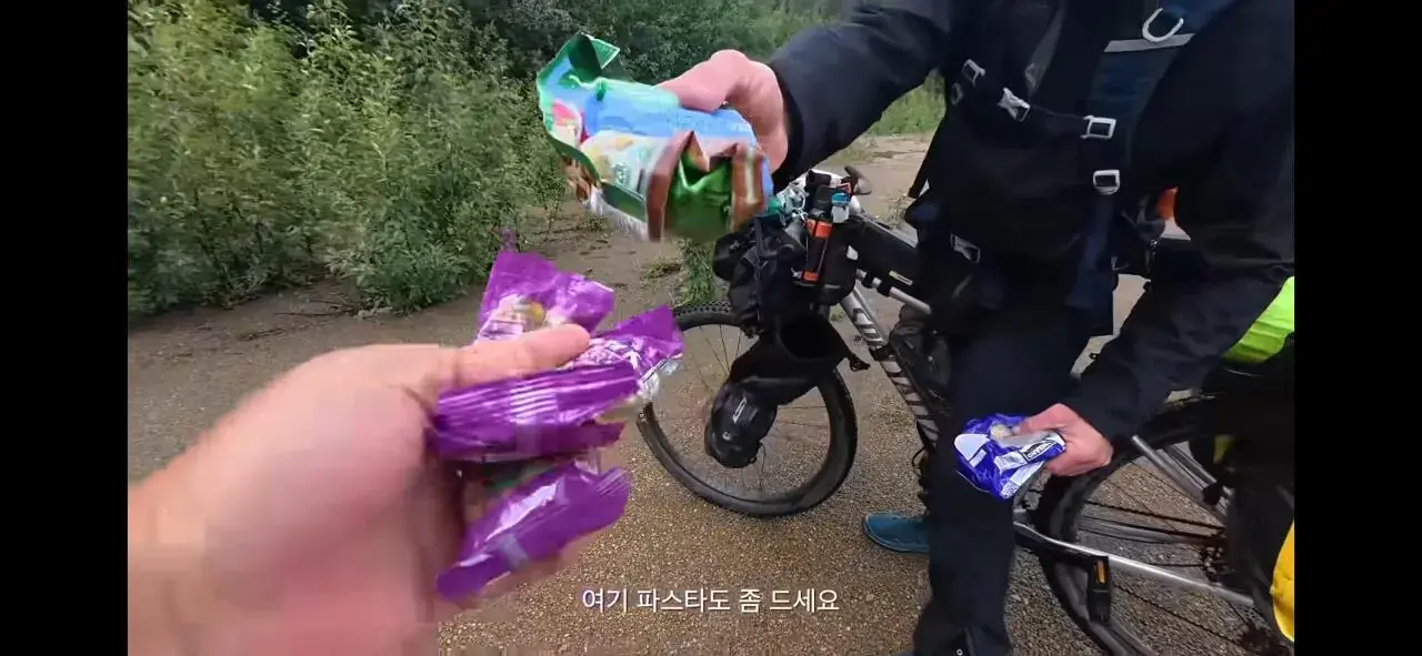 Screenshot_20260901_002847_YouTube.jpg 걸어서 아메리카 하다가 인류애 충전하는 유튜버