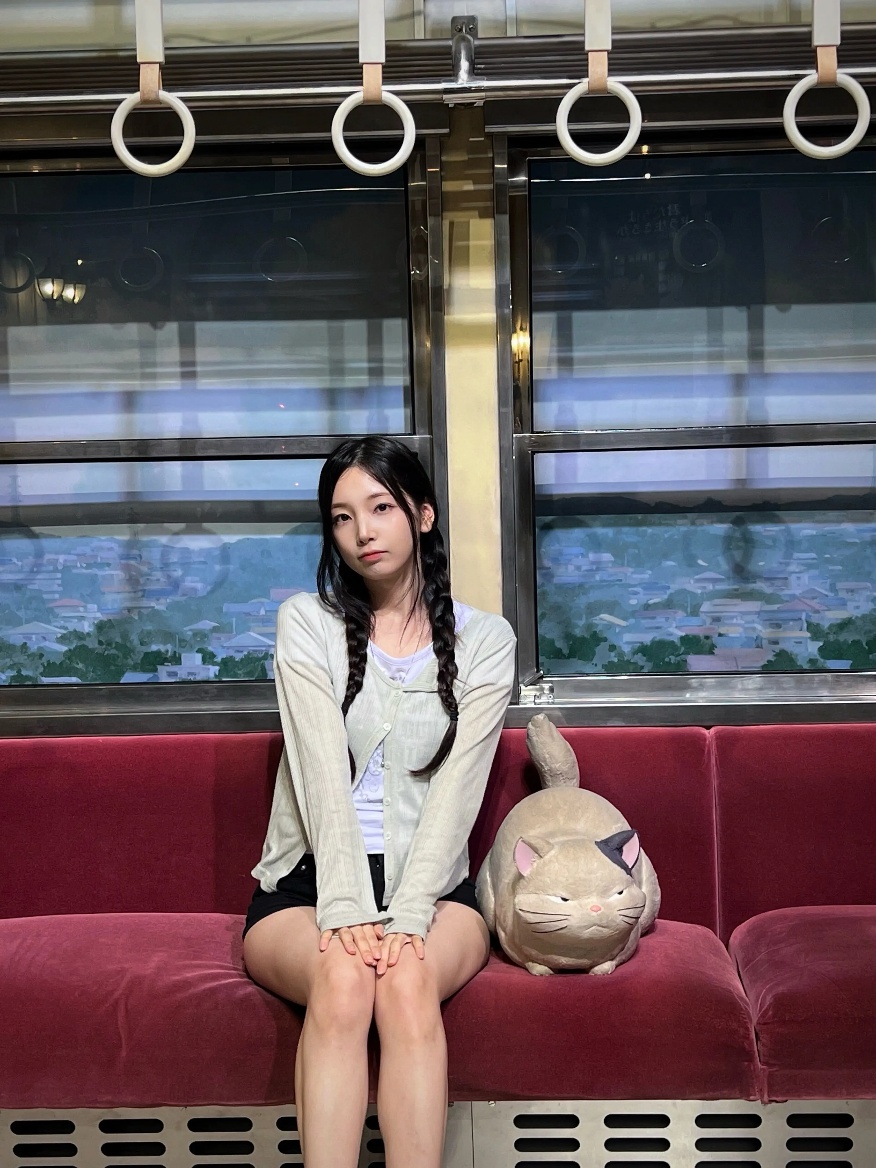 y.hee_y_Dcs7_-_Eh6J_5.jpg