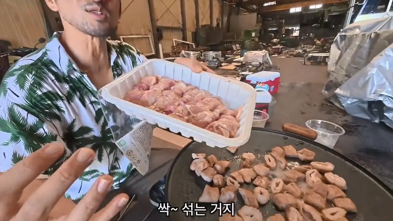 쉬는 날, 신입사원이 공장으로 출근하는 이유.mp4_20260901_092747.482.jpg