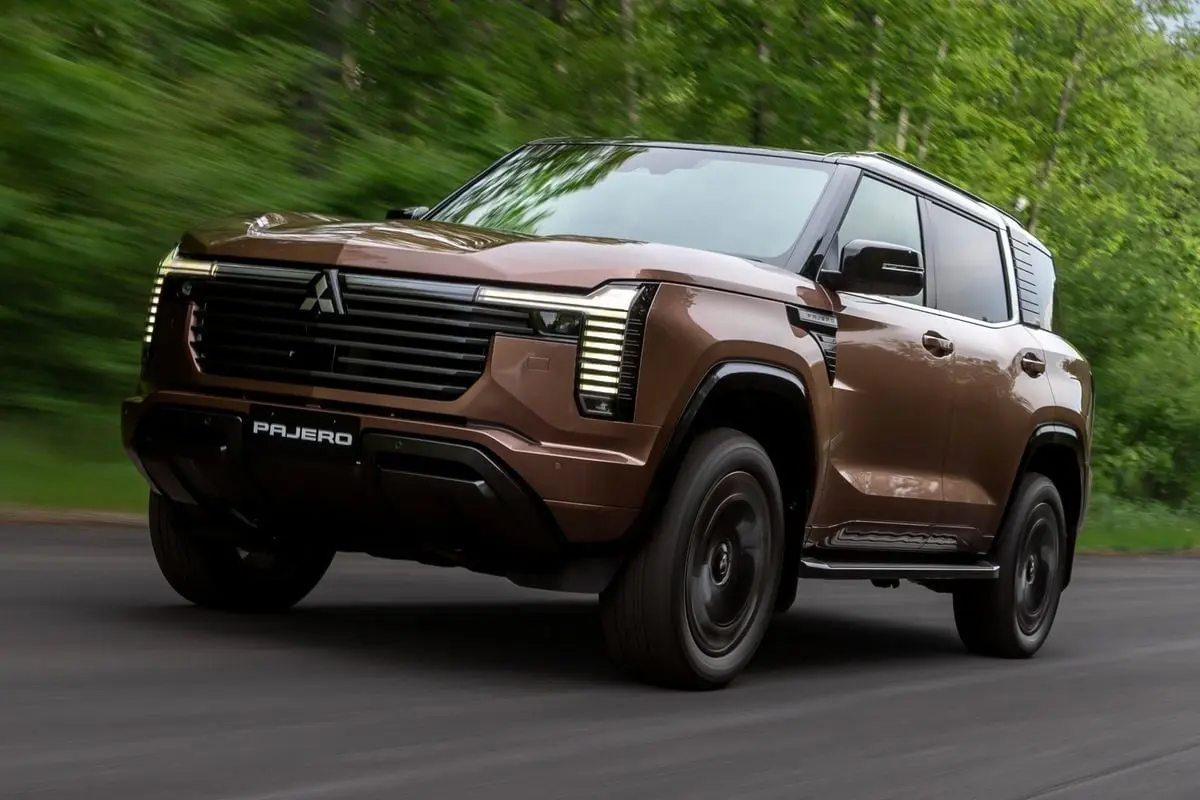 2027-mitsubishi-pajero-reveal-rollers-34.jpg