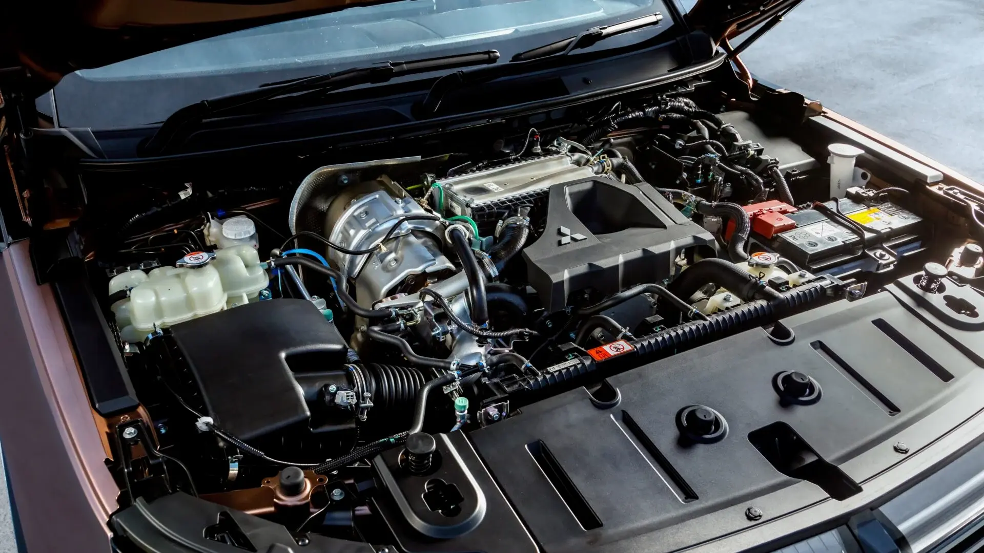 2027-Mitsubishi-Pajero-81-1920x1080.webp