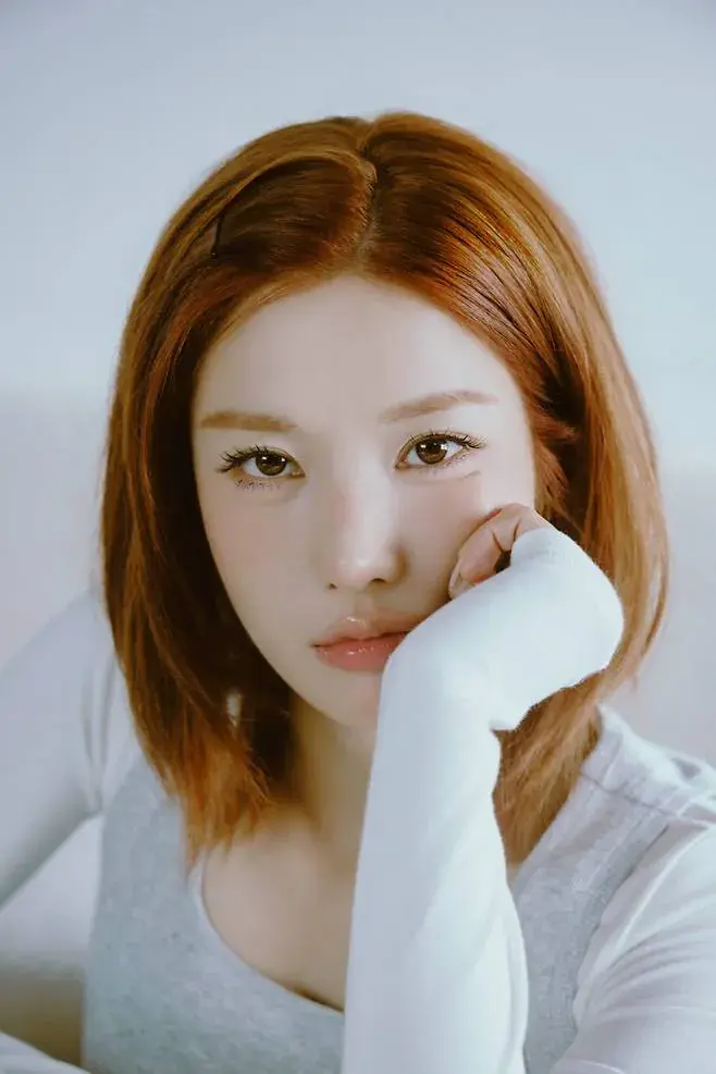 권은비 : "부모님한테 드렸던 카드 다시 뺏었다"