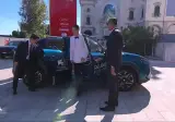 베니스 레드카펫에 등장한 조인성, 조여정, 전도연, 설…