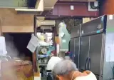 오사카 48년 된 고로케집