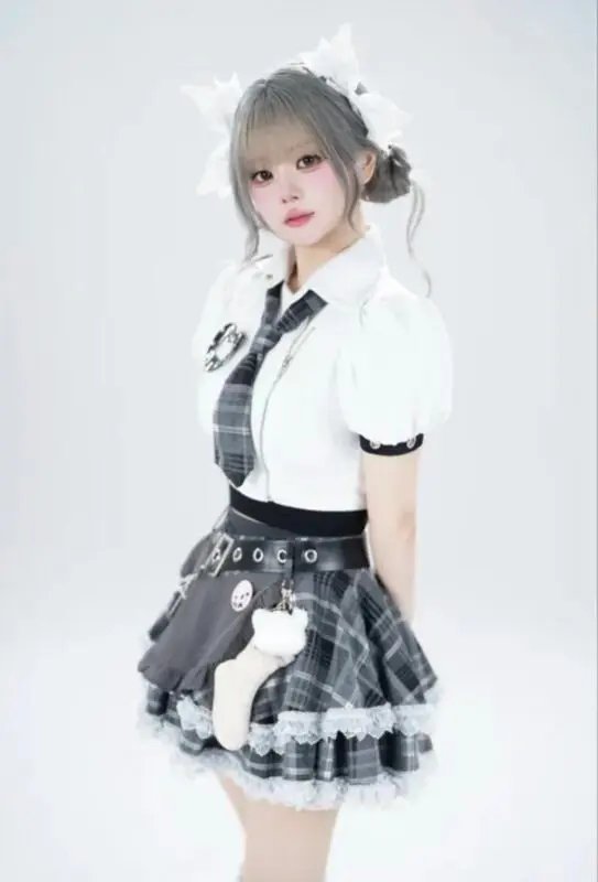 Debut 01-5.jpg