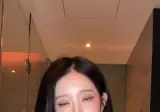 호텔 화장실에서 쇼츠찍는 스테이씨 시은