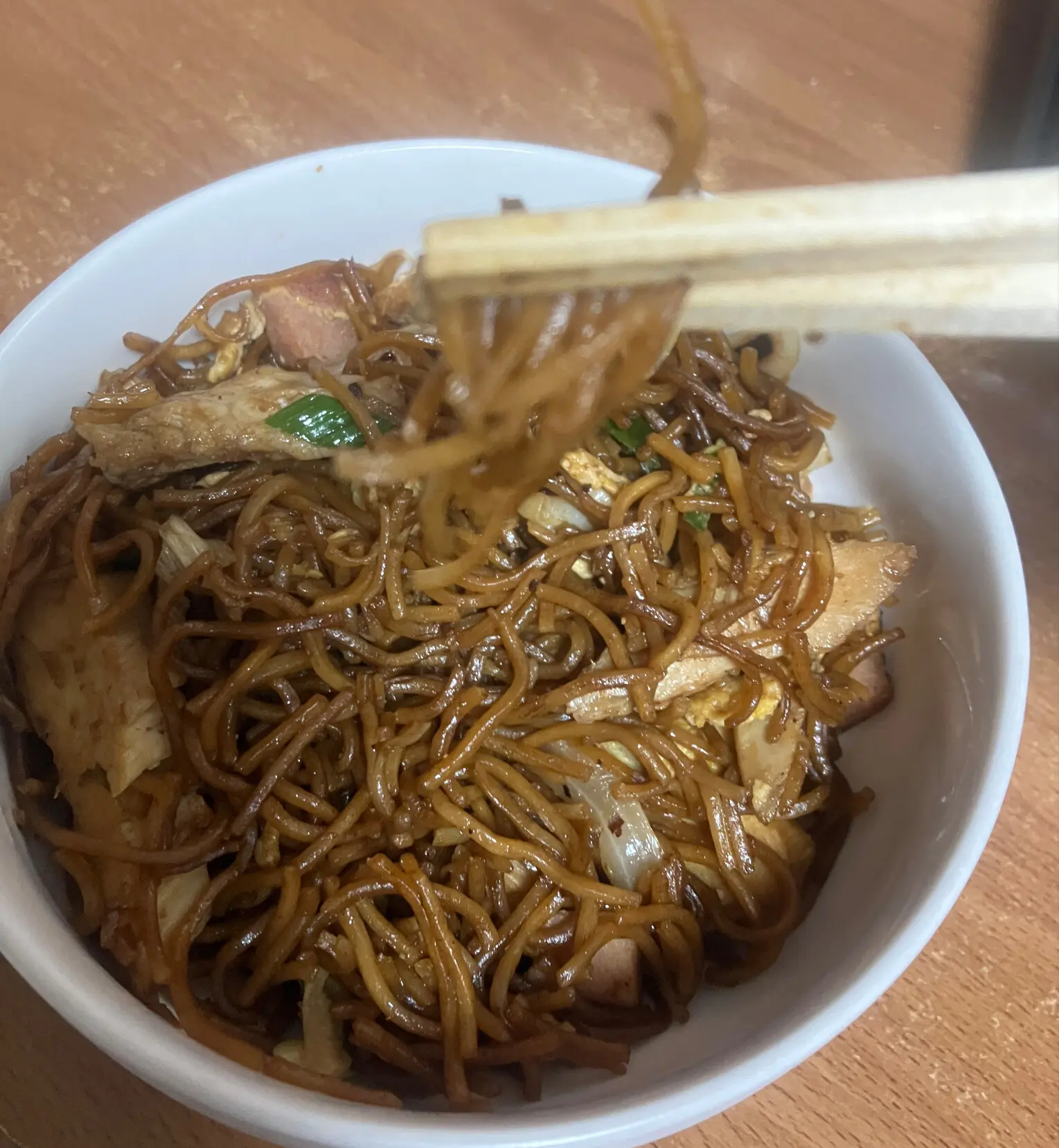 코스트코 조리식품 코너에 차우멘이 새로 나왔는데..
