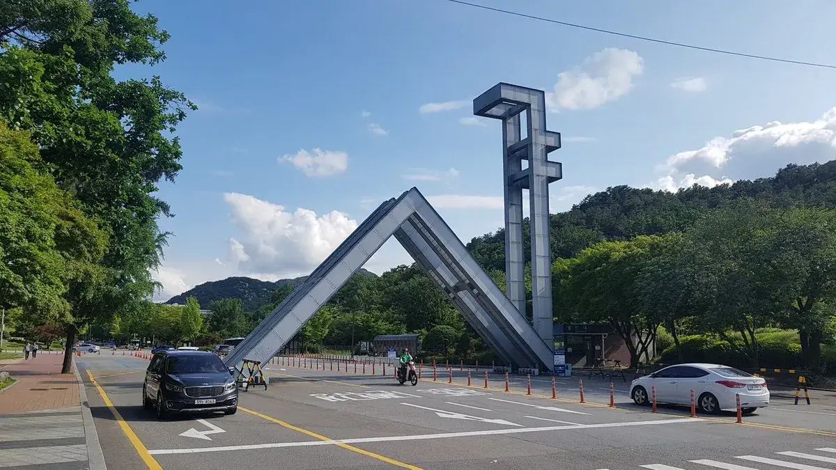 news-p.v1.20260130.a97ba8823d6e4c0eac7eccb3f00b2ebc_P1.jpg 대과에 급제하지 않아도 올라갈 수 있는 나라, 조선