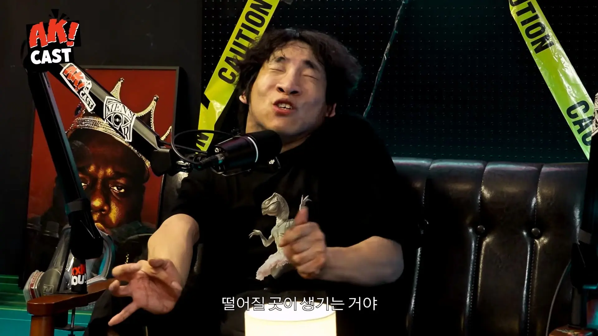 “갑자기 스타 됐어요!” 하루아침에 KTX급 속도로 떡상한 장애인 ‘만능발’ - [AK! CAST-EP.38 PART I]_20260919_140915.927.jpg