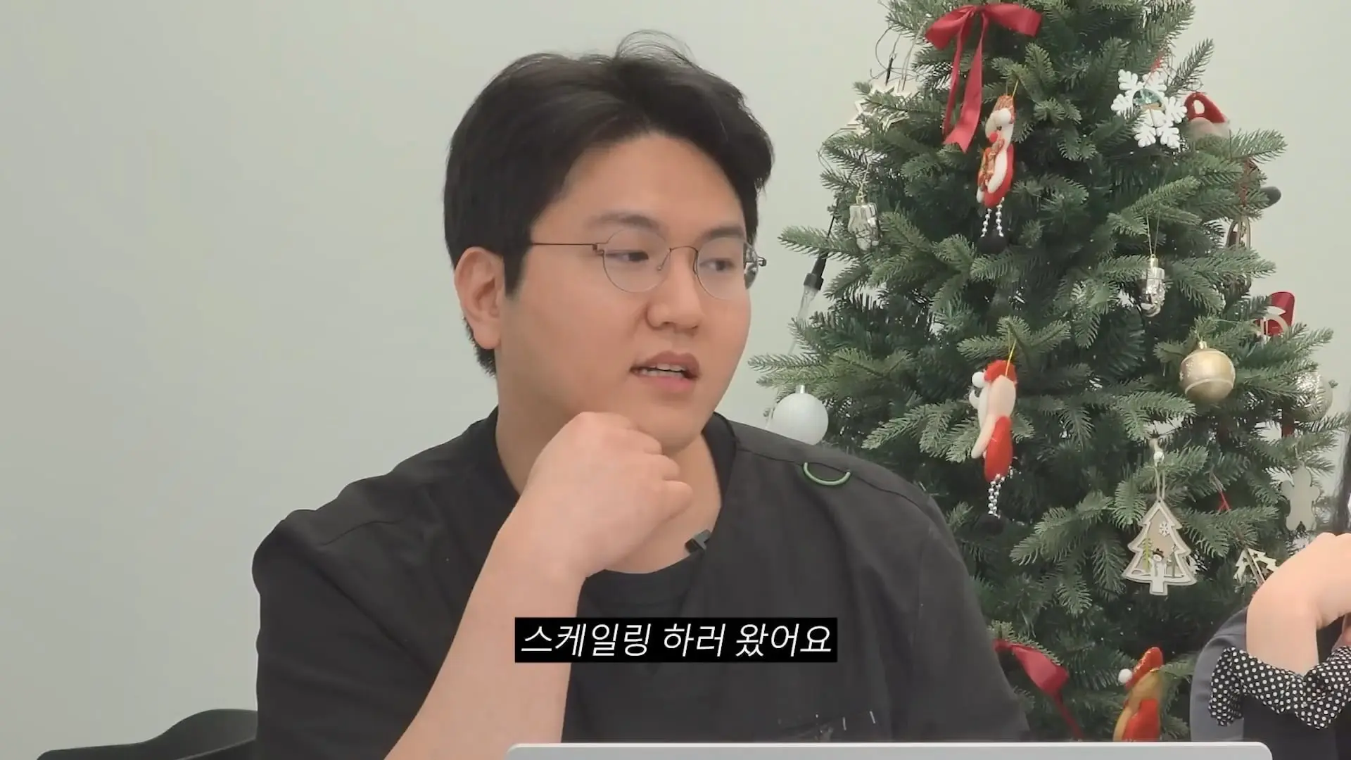 치과의사 이장호가 개 빡칠때 (짜증나는 상황 월드컵).mp4_20260919_105946.970.jpg