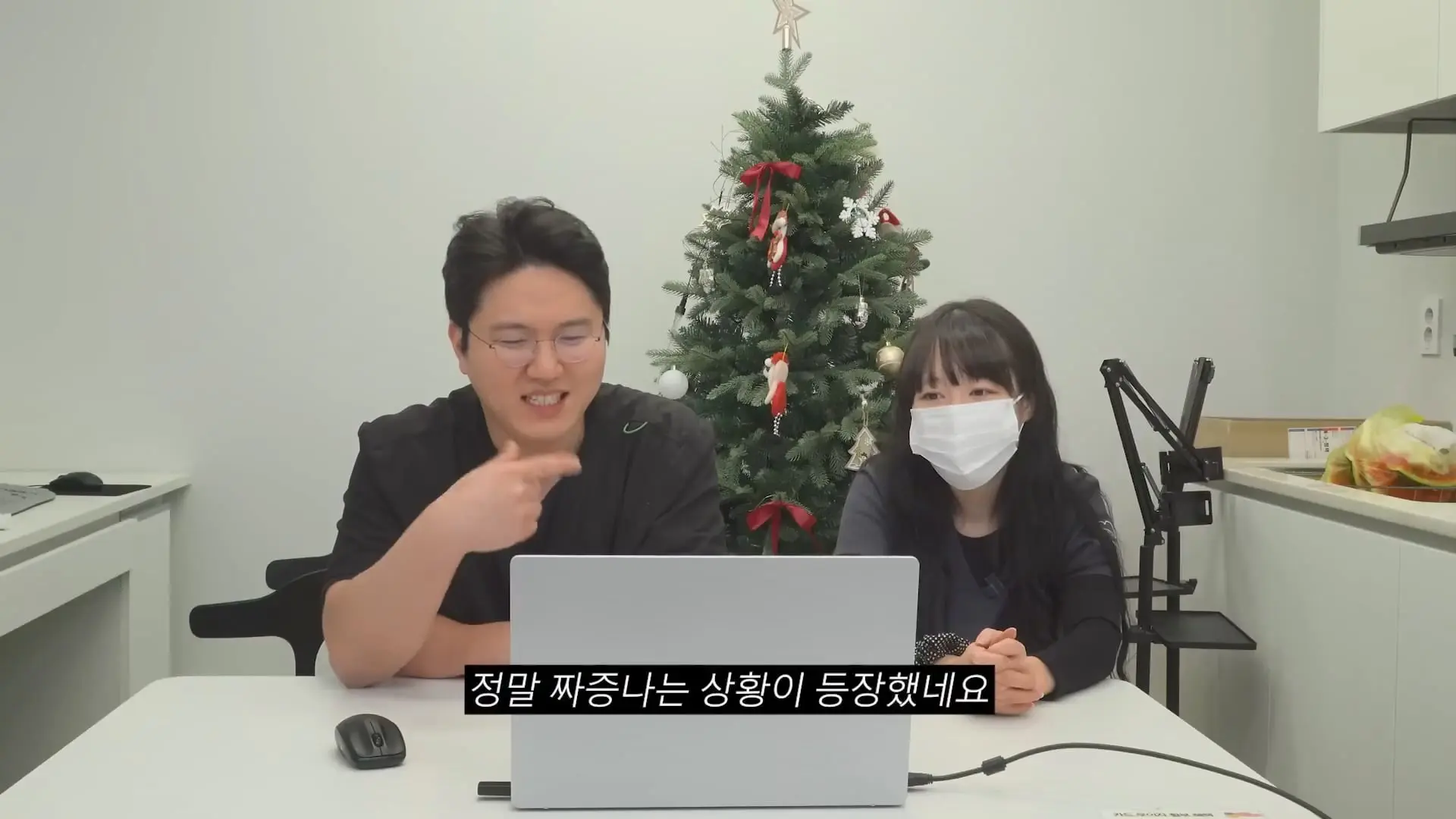치과의사 이장호가 개 빡칠때 (짜증나는 상황 월드컵).mp4_20260919_105607.914.jpg