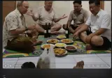 클릭을 안할 수 없는, 유튜브의 기묘한 썸네일들