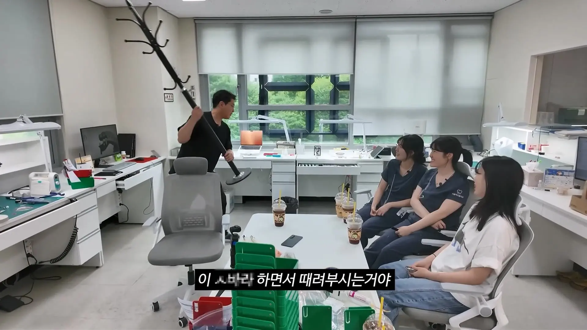 직원 면담하다가 폭주한 치과의사.mp4_20260921_103029.038.jpg