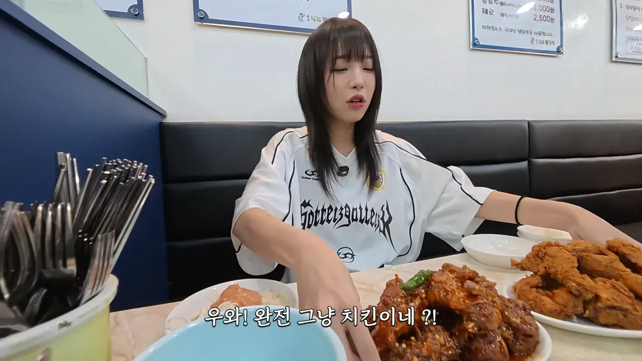 인천 신포시장 다 못털었습니다😂 어딜가나 50년 전통_! 닭강정 떡볶이 핫바 길거리음식 먹방 2-25 screenshot.png 적당히 먹는 유튜버가 되겠다는 쯔양의 시장 먹방 근황 ㄷㄷㄷㄷㄷ