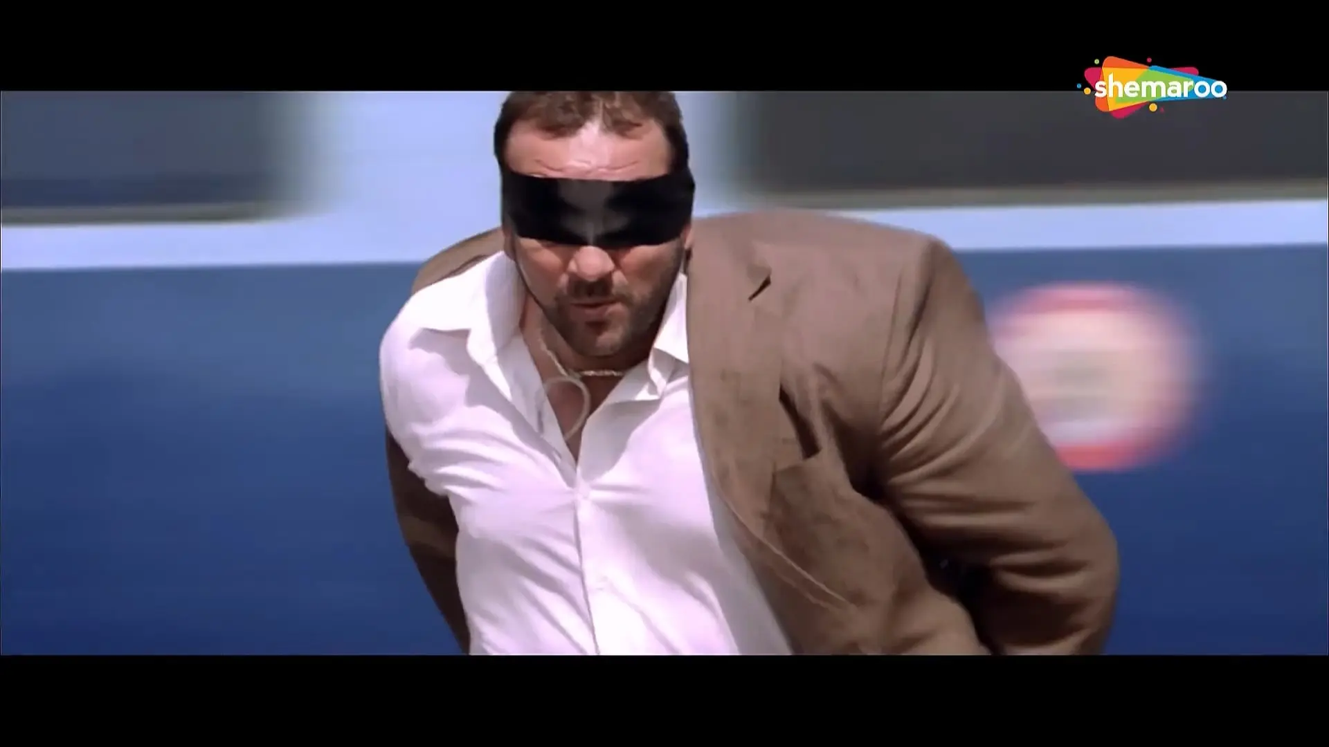 Luck [2009] Sanjay Dutt _ Imran Khan _ Shruti Haasan _ Mithun Chakraborty _ Hindi Action Movie.mp4_20240915_020623.170.jpg
