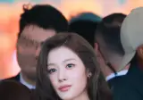 어제자 프라다 사나