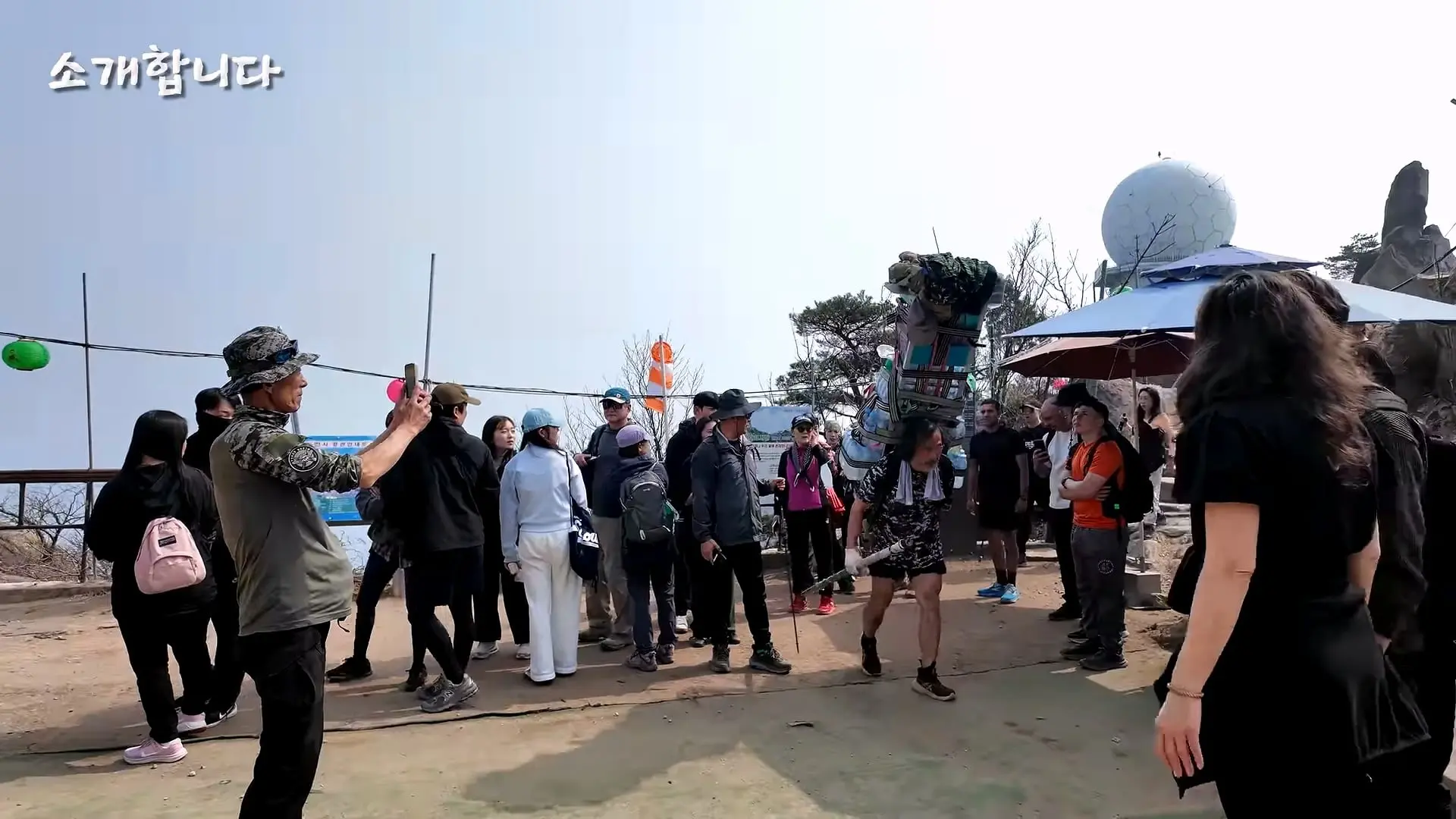 120kg 지게 지고 7시간 등반하는 60대 관악산 지게꾼의 하루 [털보아저씨]_20260925_140618.511.jpg