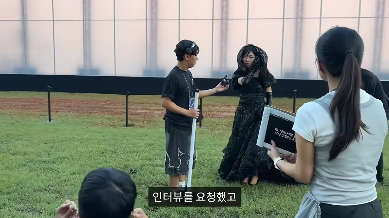 일반인을 패션위크 스타로 만들기 00-12-21.png