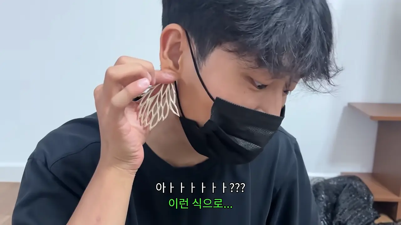 일반인을 패션위크 스타로 만들기 00-06-08.png