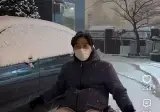 폭설을 뚫고 편의점을 간다는 박위.jpg