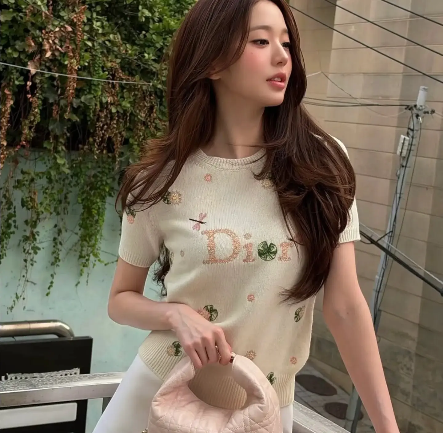 1790599169975.jpg