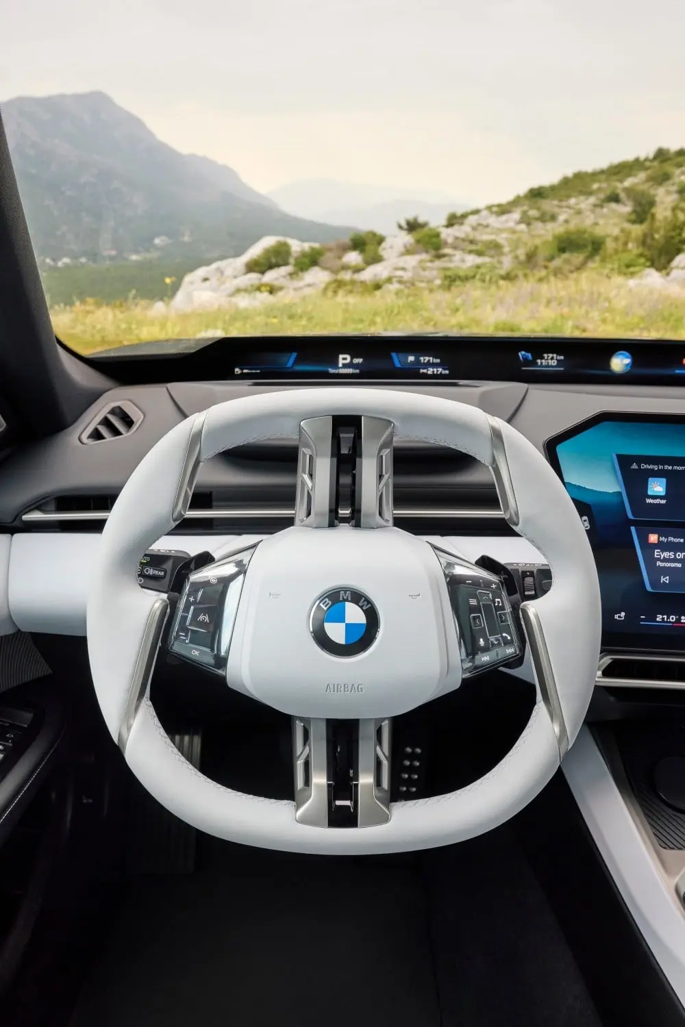 P90657779_lowRes_der-neue-bmw-320-int.jpg