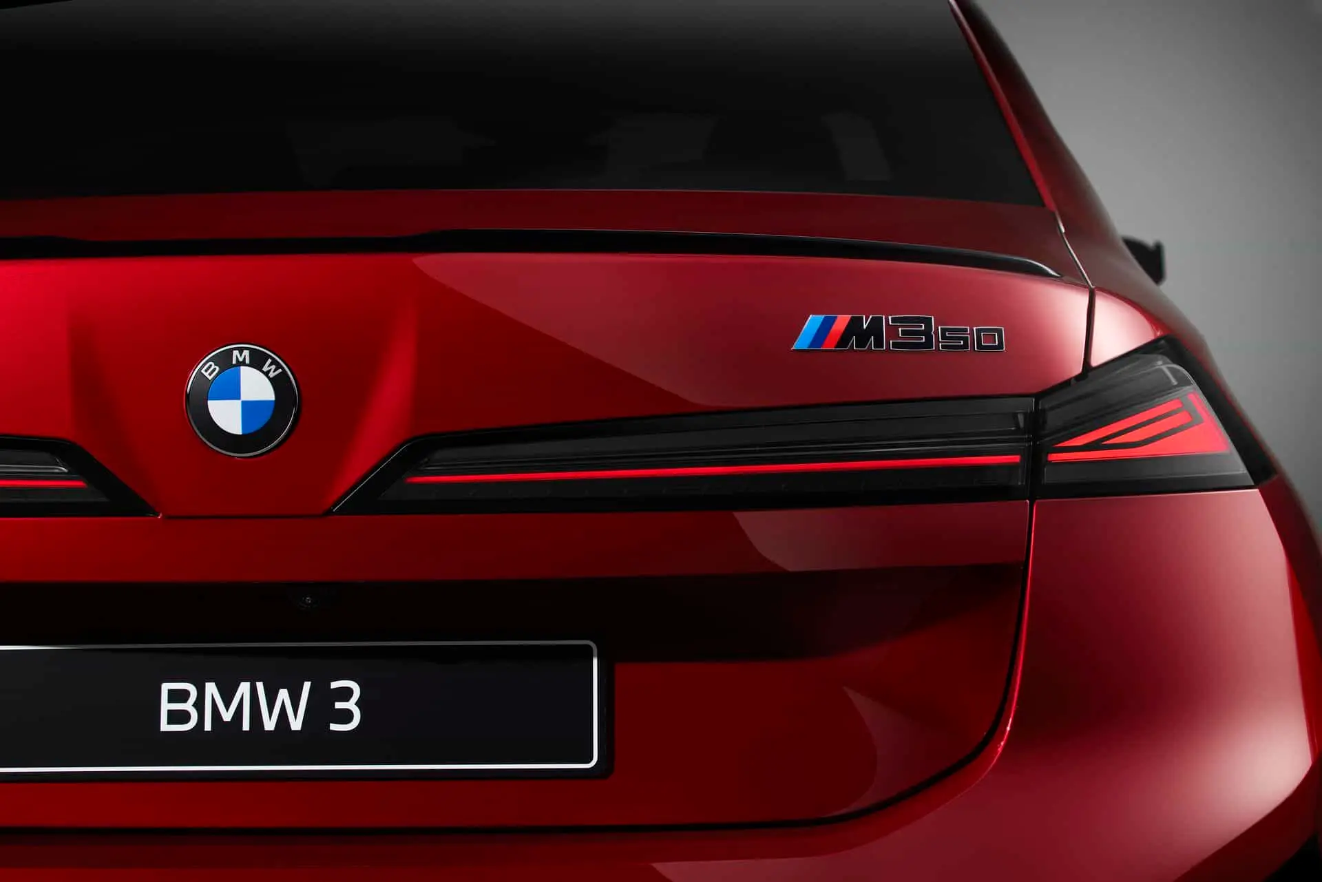 2027-bmw-m350-xdrive-fire-vegas-red-exterior-10.jpg