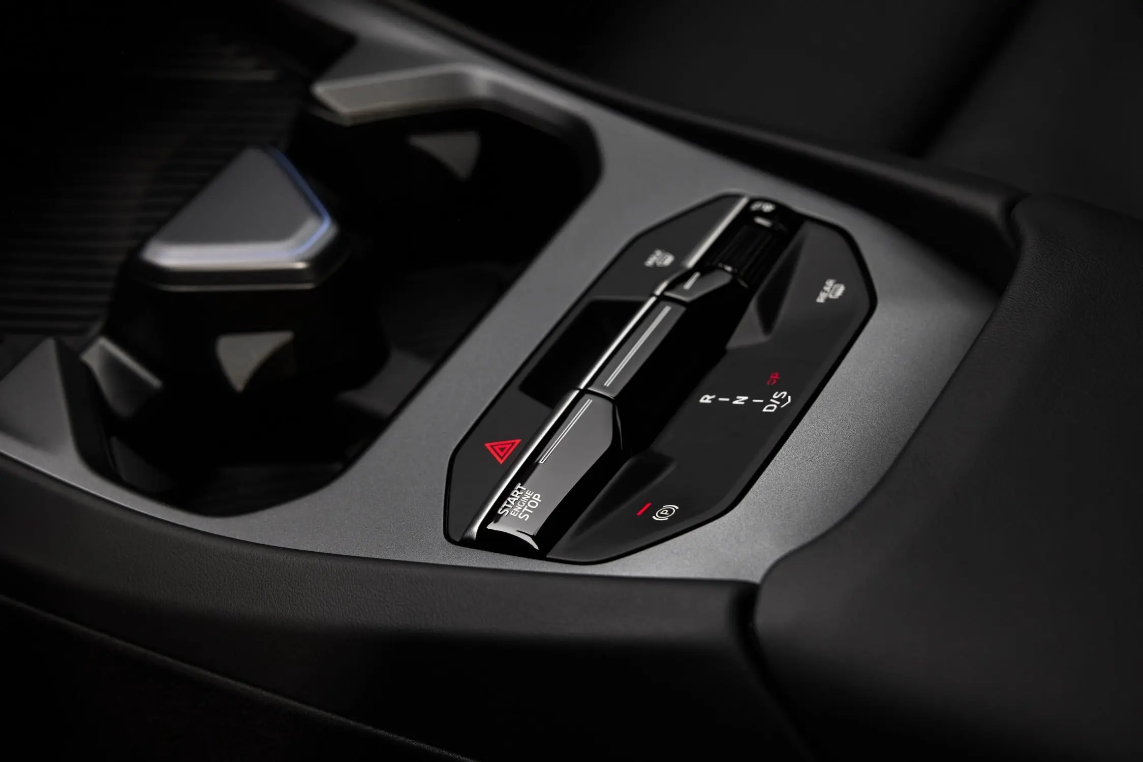 P90657834_lowRes_the-new-bmw-3-series.jpg