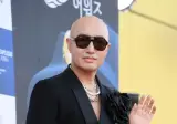 블랙박스에 딱 걸렸다... 홍석천, 도로 한복판서 포착된 선행