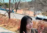 마을의 모범이 되어 상을 받게 된 펭귄.jpg
