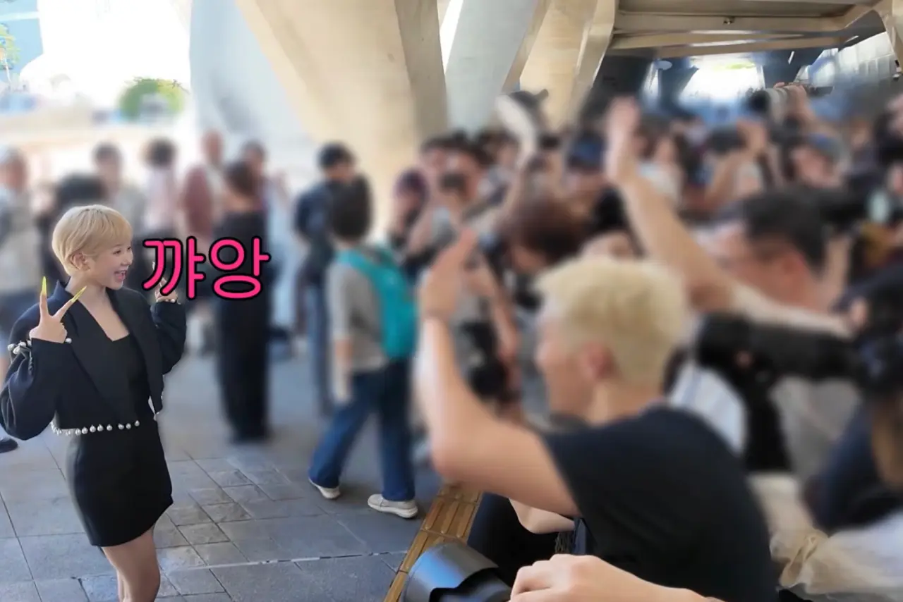 IMG_3704.png 오랜만에 행사 나왔다가 계속 현타오는 서인영 근황ㅋㅋ.JPG
