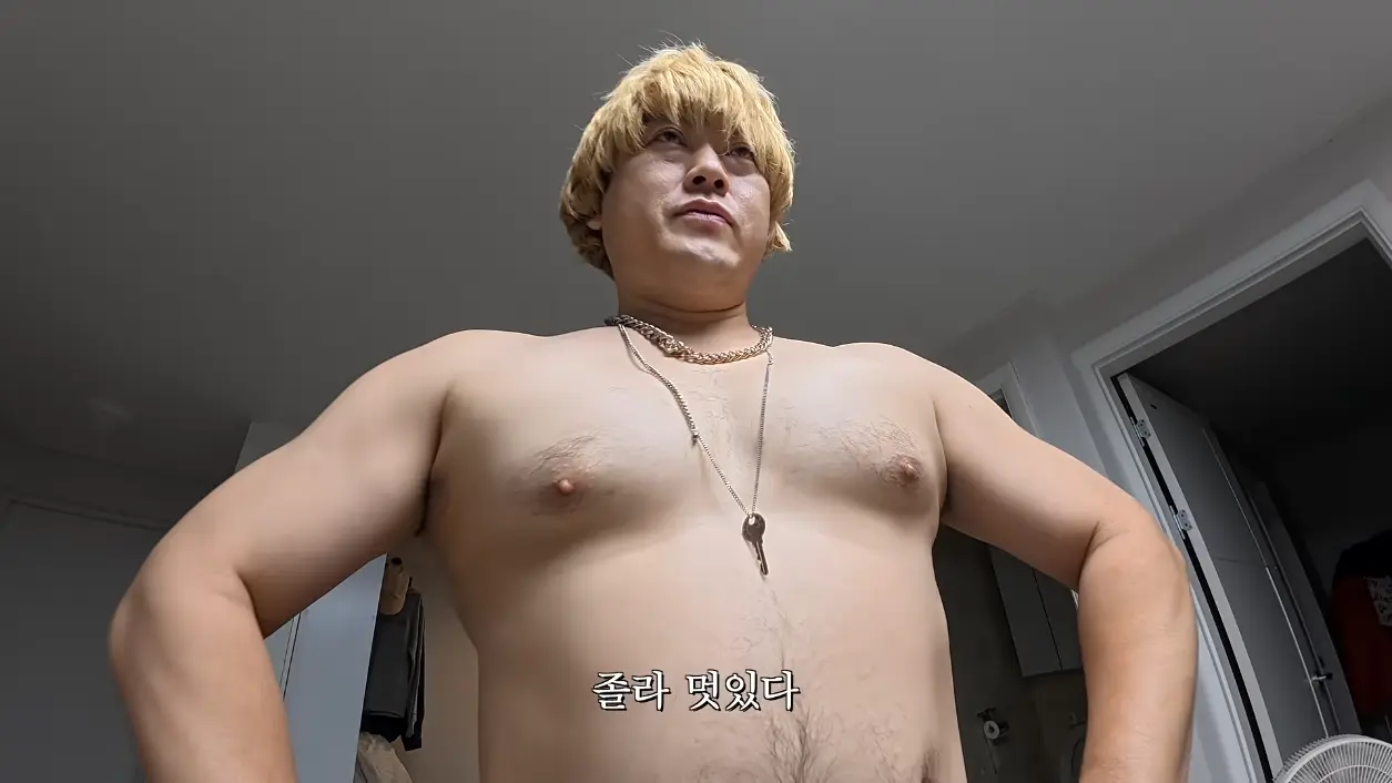 용쥬르이용주 - 족발로 선민이네 집 급습 브이로그 [I9S26dk_YU0 - 1255x706 - 19m59s].png