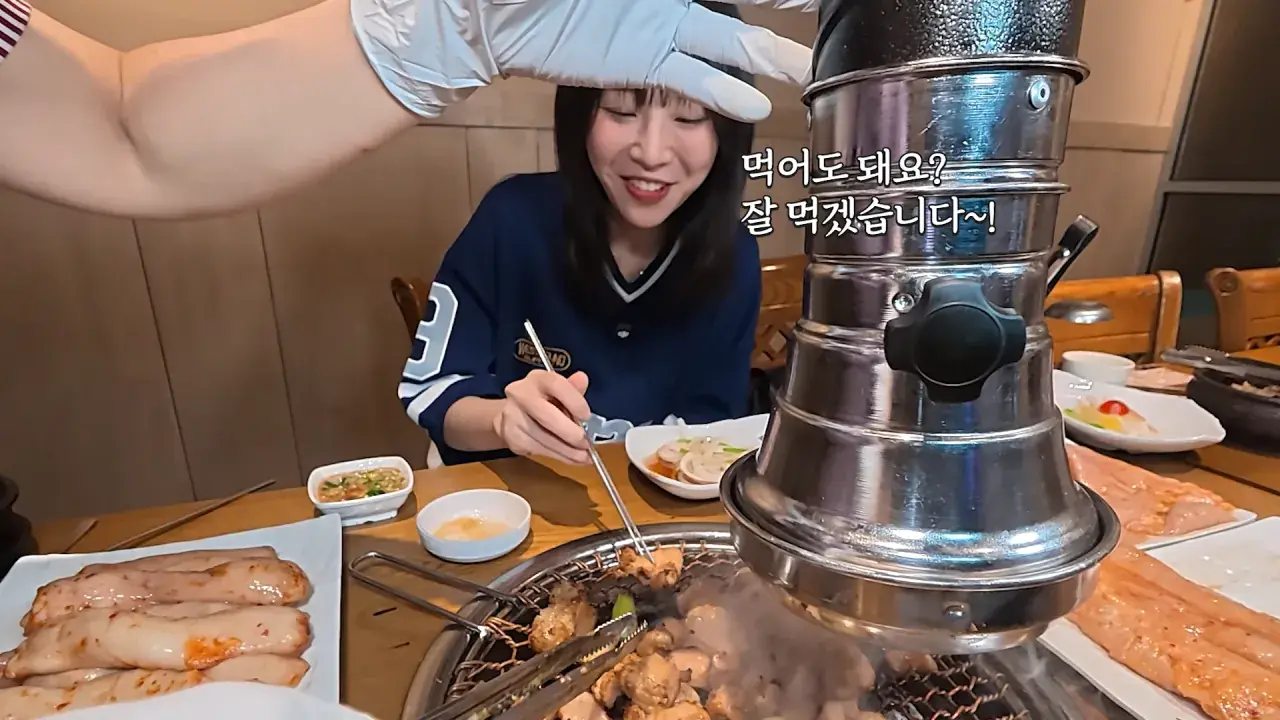 너무 맛있어서 재방문 후 곱창 22인분 먹었더니..🤣 4-55 screenshot.png 쯔양이 인정한 곱창 잘 굽는 여배우 ㅋㅋㅋ