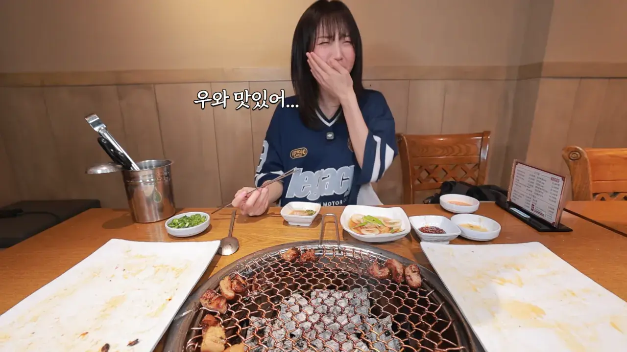 너무 맛있어서 재방문 후 곱창 22인분 먹었더니..🤣 16-24 screenshot.png 쯔양이 인정한 곱창 잘 굽는 여배우 ㅋㅋㅋ