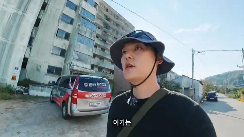 사람과 귀신이 함께 산다 36번 국도 옆 미스터리 아파트의 정체.mp4_20261014_105444.624.jpg