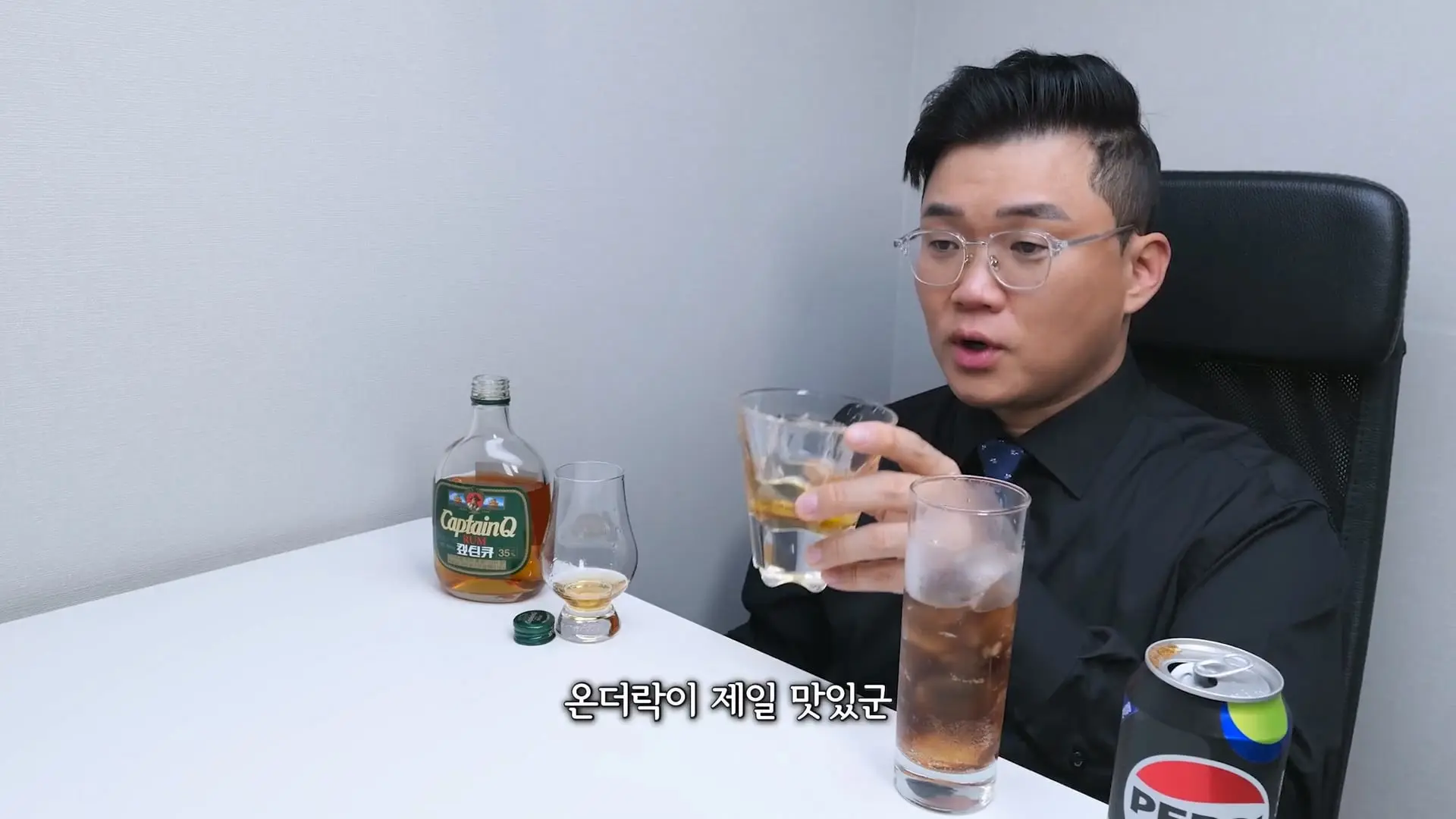 레전드 캪틴큐 진짜 이틀뒤에 일어나나 캡틴큐.mp4_20261015_111624.897.jpg